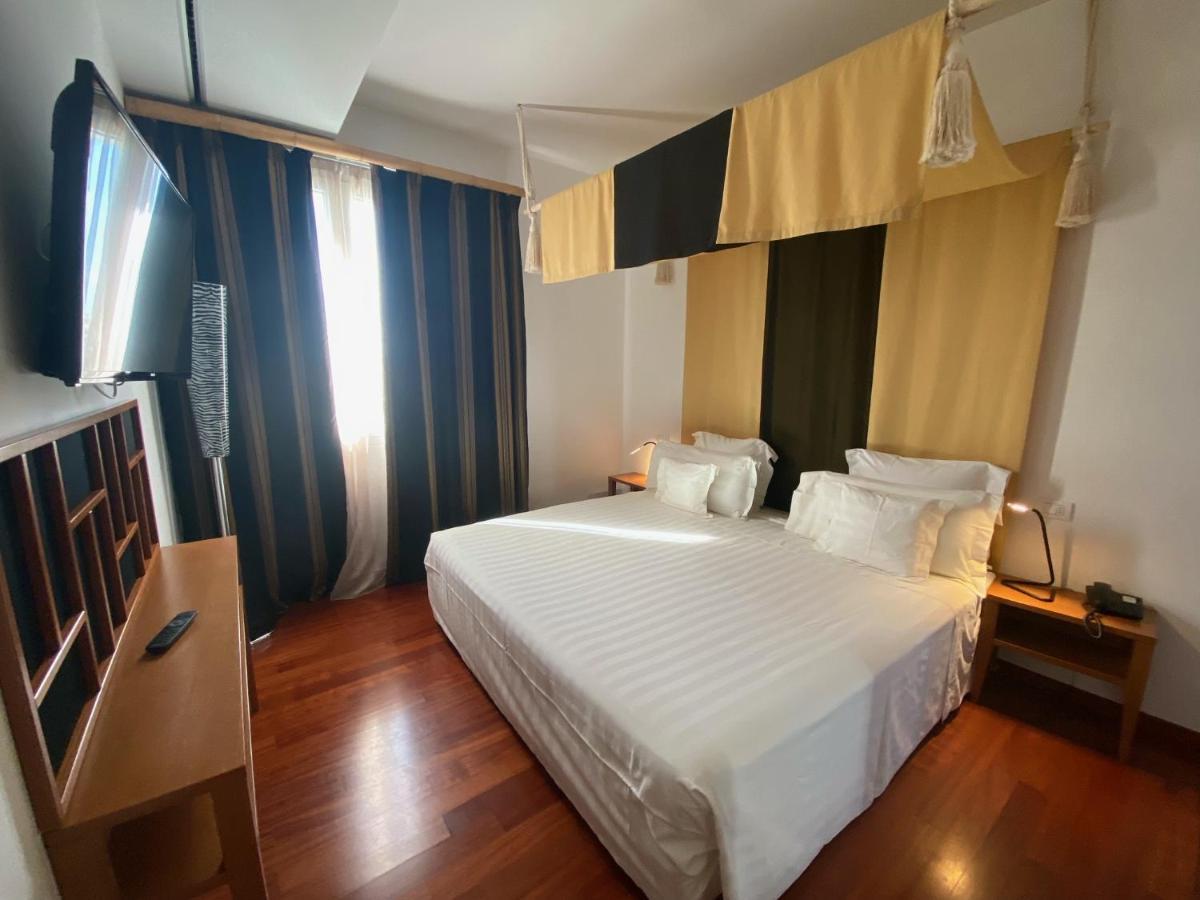 Card International 4* Rímini