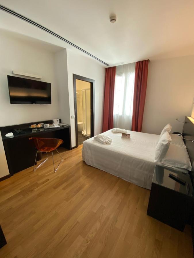 Hotel Card International 4*